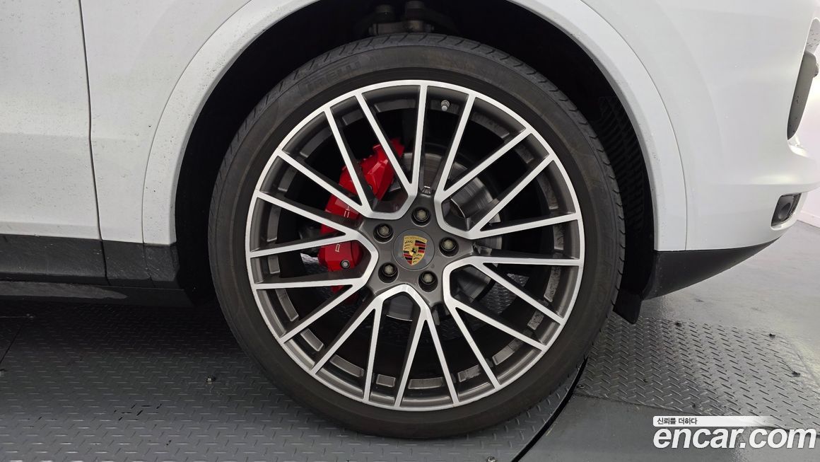 Porsche Cayenne 2023