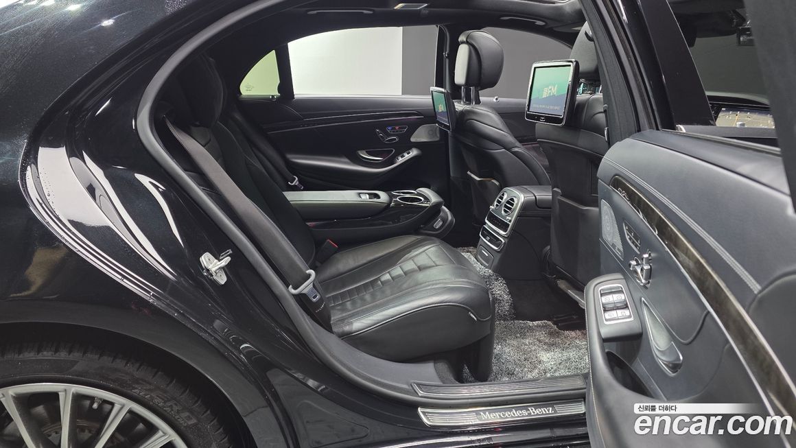 Mercedes-Benz S-Class 2015