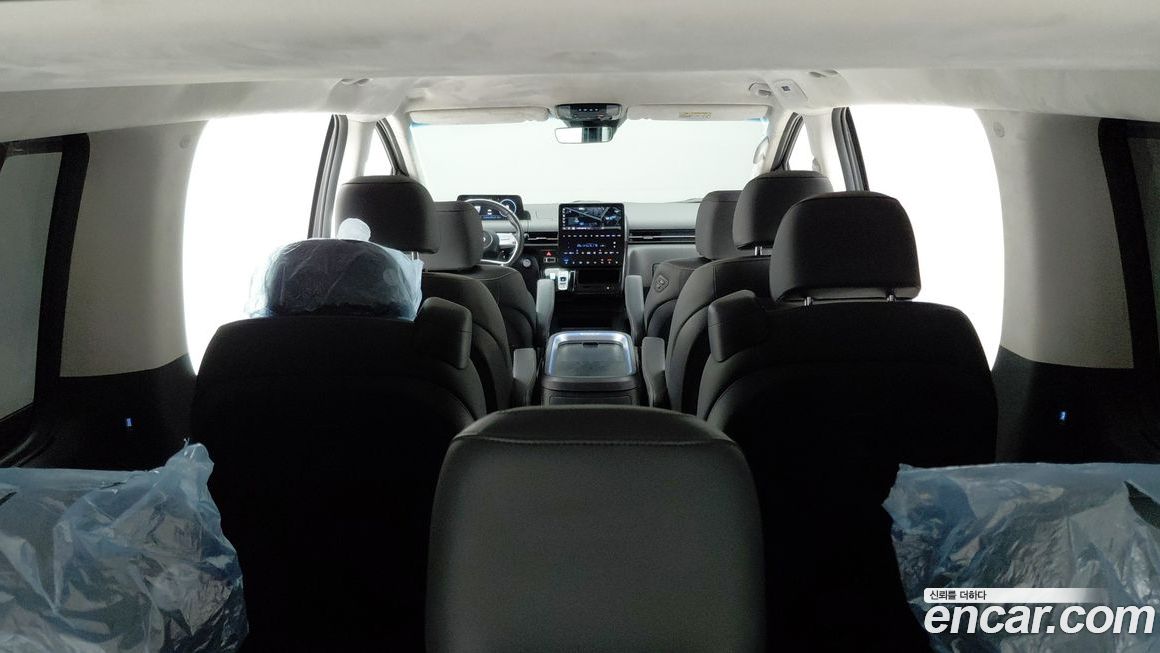 Hyundai Staria 2022