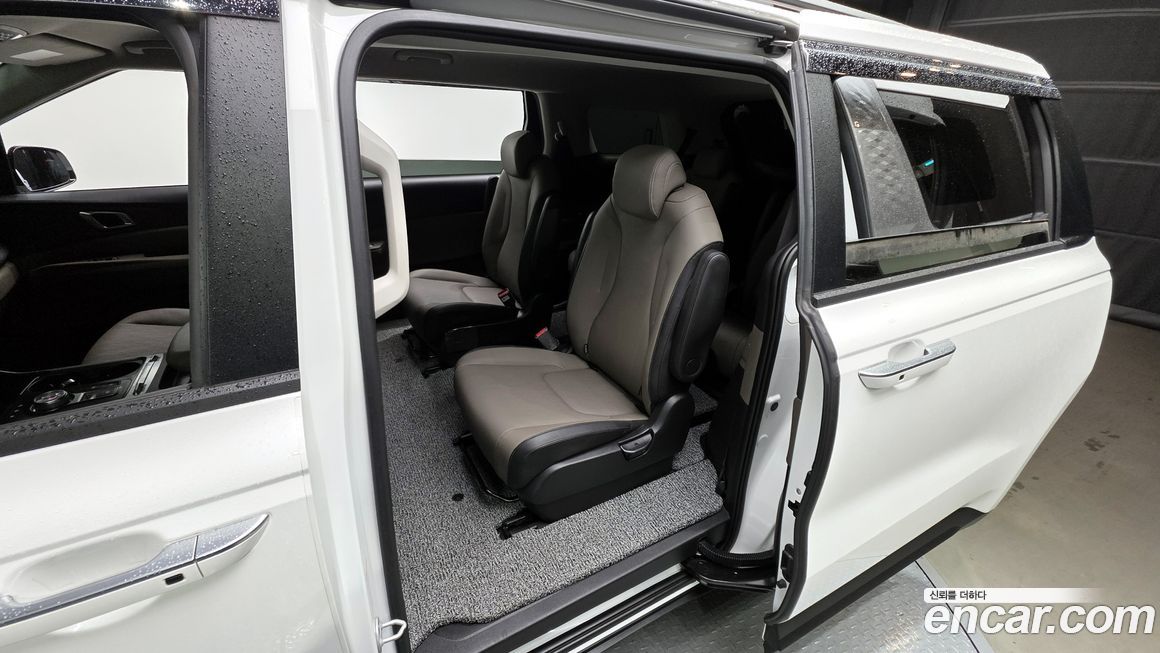 Kia Canival 2024