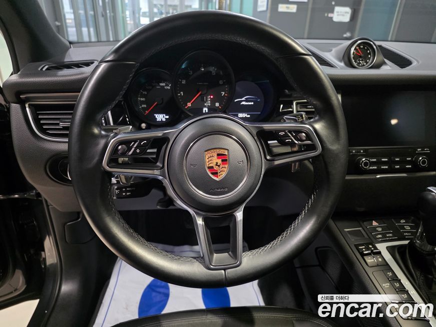Porsche Macan 2018