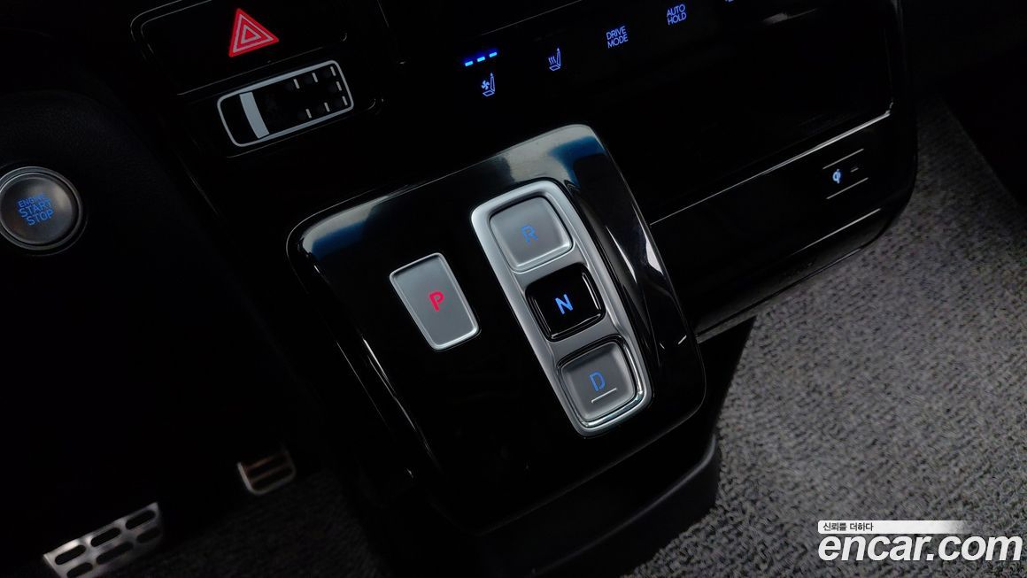 Hyundai Staria 2022