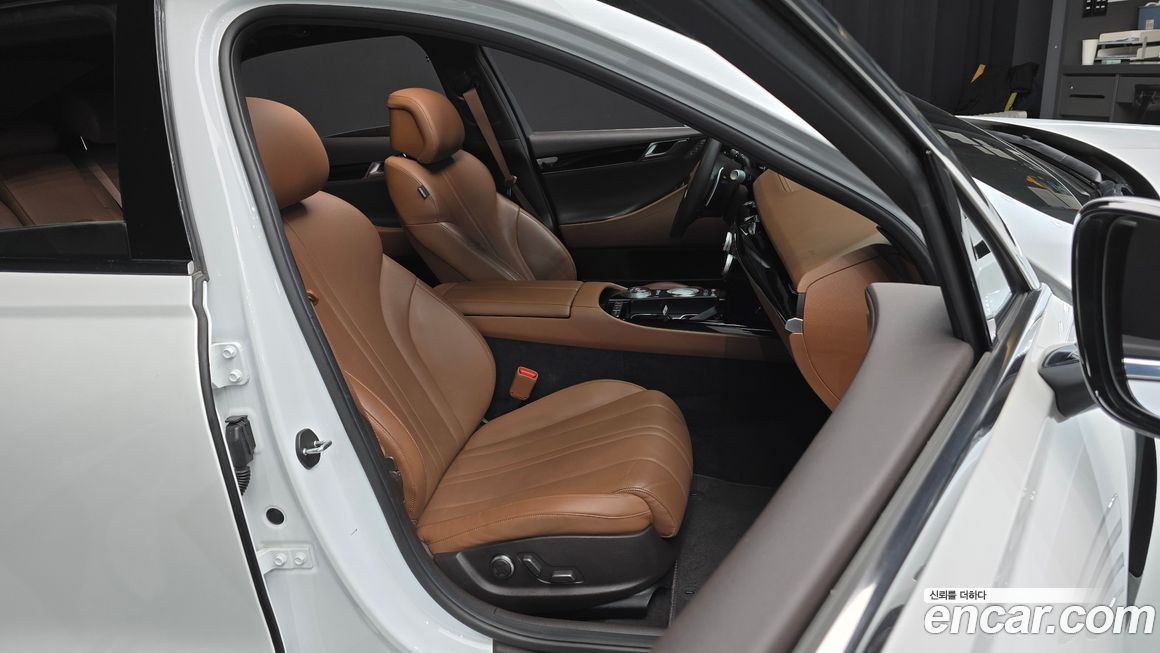 Genesis G80 2021