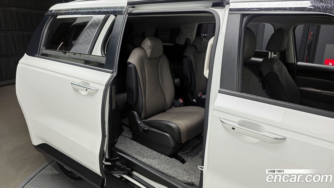 Kia Canival 2024