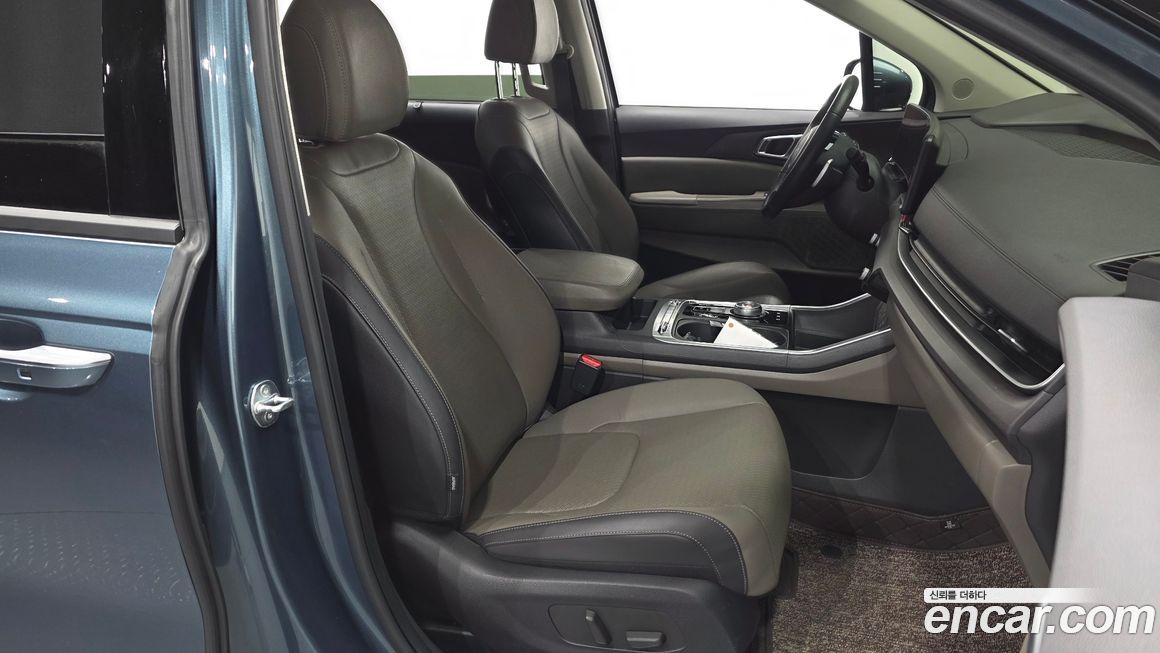 Kia Canival 2025