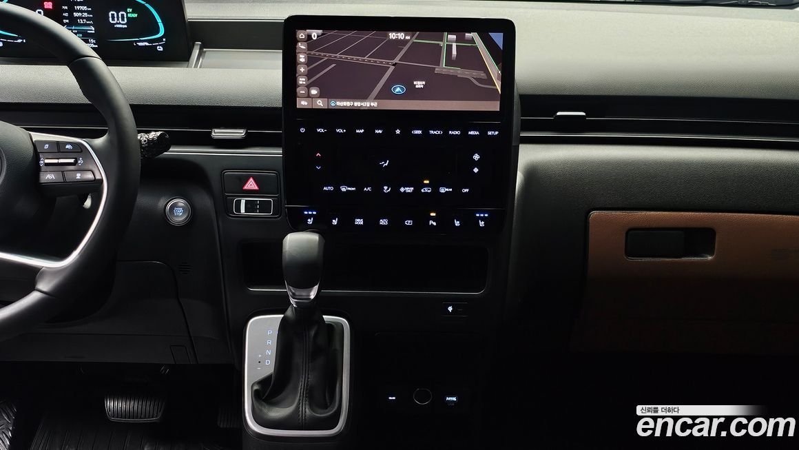 Hyundai Staria 2025
