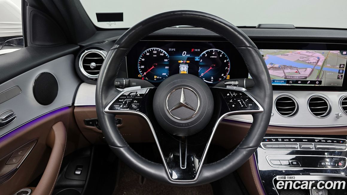 Mercedes-Benz E-Class 2021