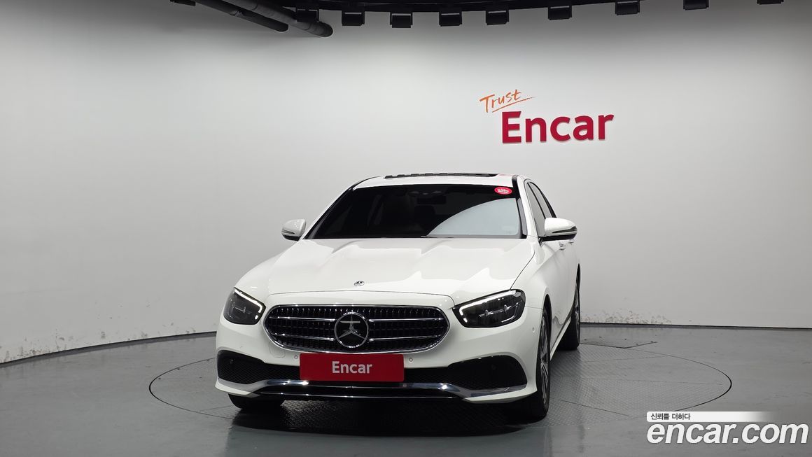 Mercedes-Benz E-Class 2021