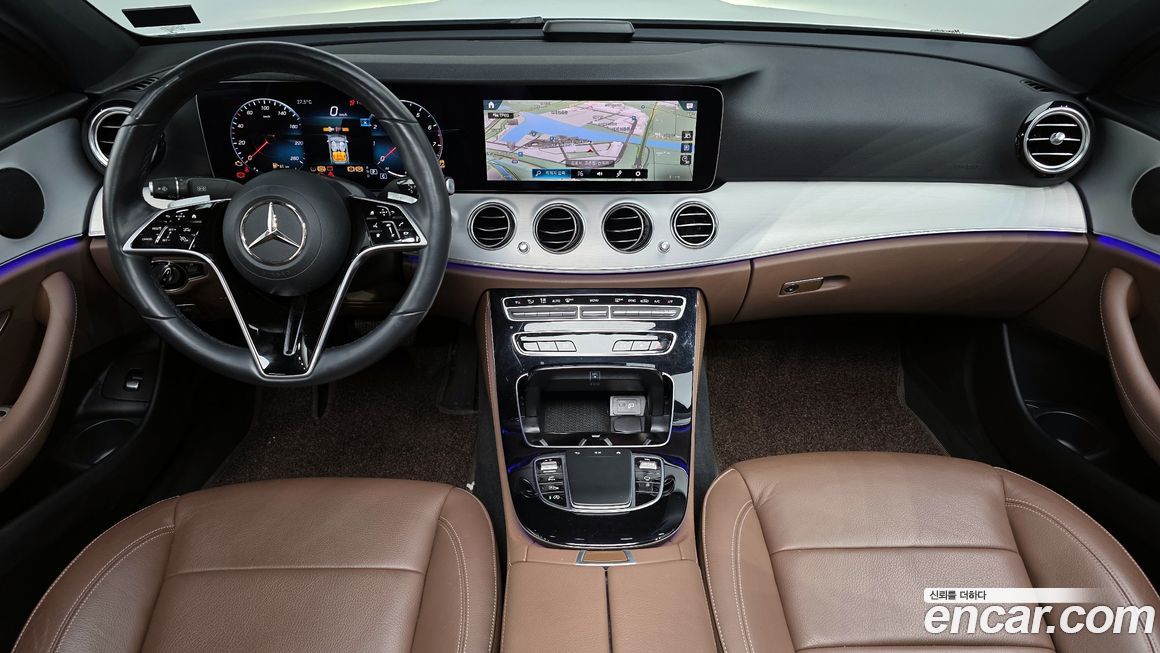 Mercedes-Benz E-Class 2021