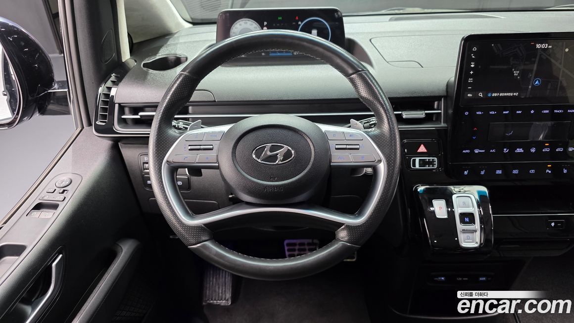 Hyundai Staria 2022
