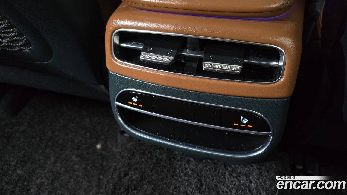 Genesis GV70 2021