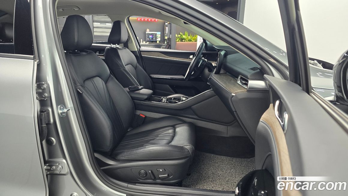 Kia K5 2023