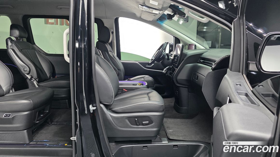 Hyundai Staria 2022