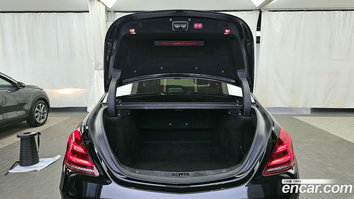 Mercedes-Benz S-Class 2019