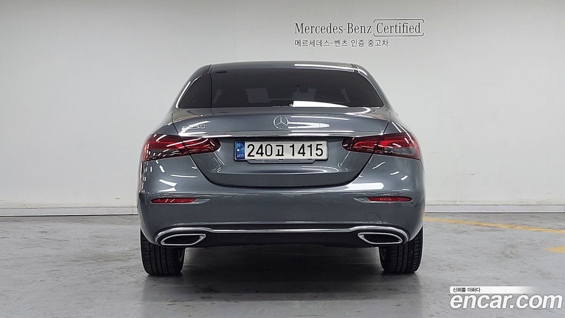 Mercedes-Benz E-Class 2021