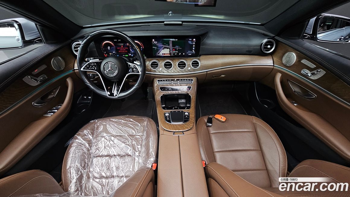 Mercedes-Benz E-Class 2021