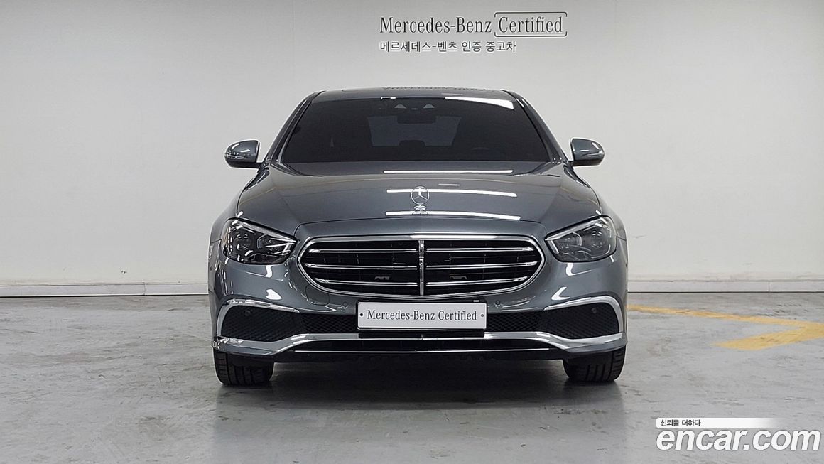 Mercedes-Benz E-Class 2021