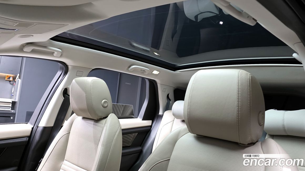 Land Rover Discovery Sport 2022