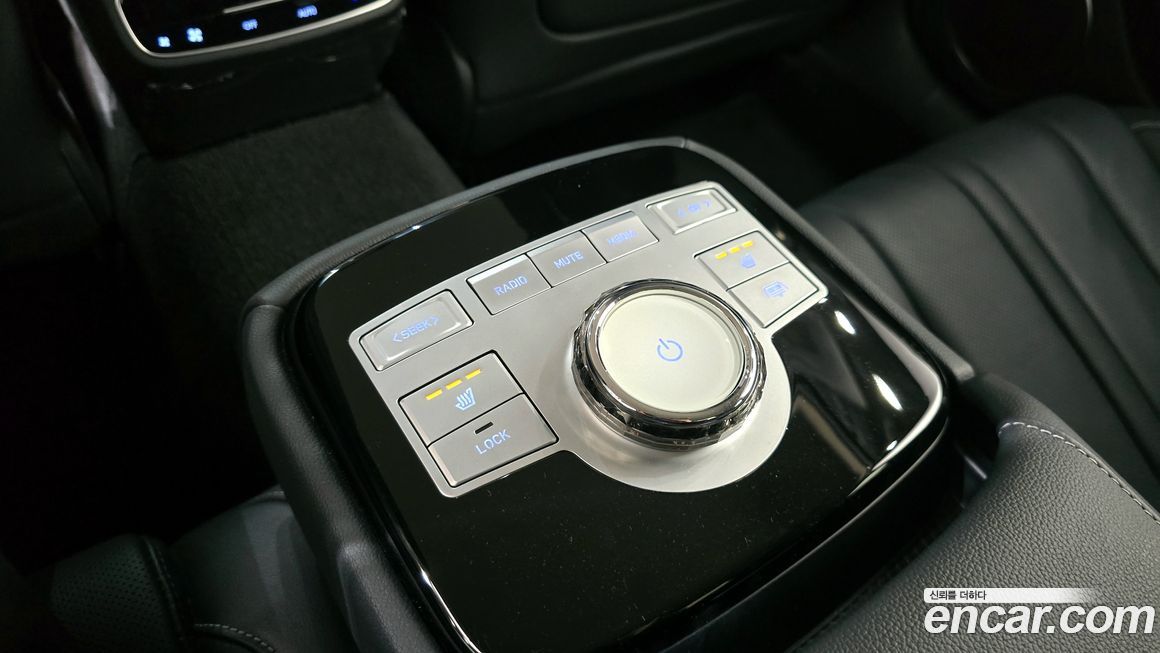 Genesis G80 2023