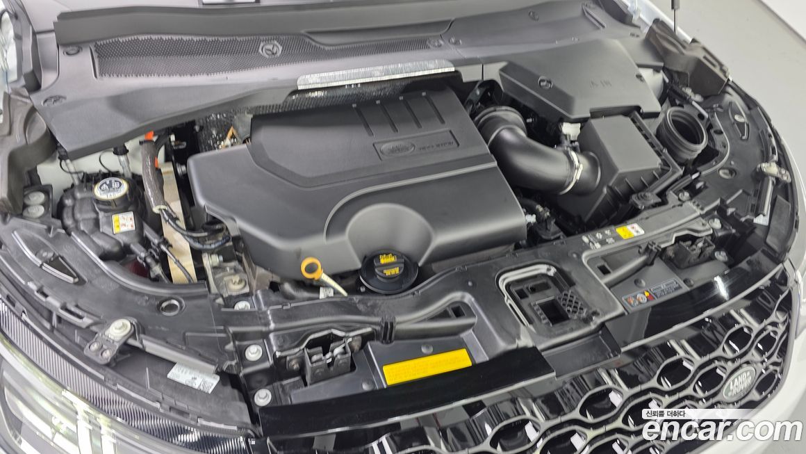 Land Rover Discovery Sport 2025