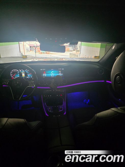 Mercedes-Benz E-Class 2023