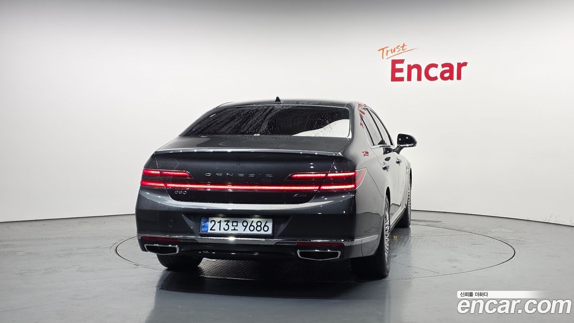 Genesis G90 2021