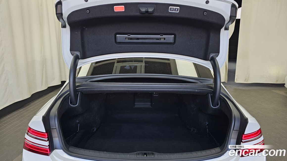 Genesis G80 2025