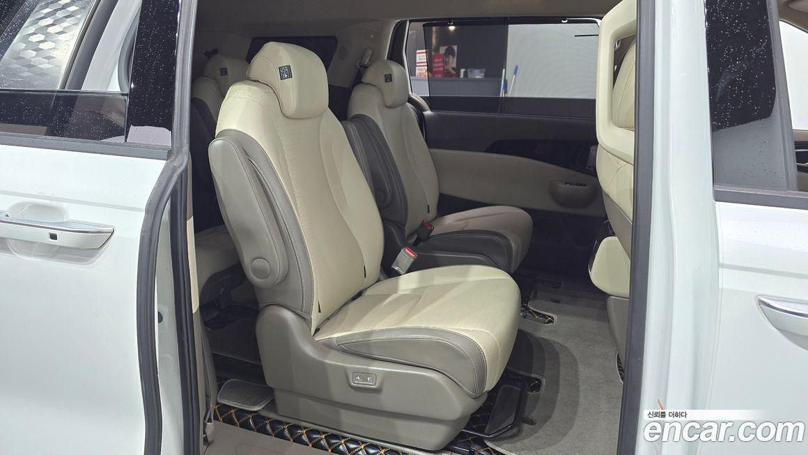 Kia Canival 2024