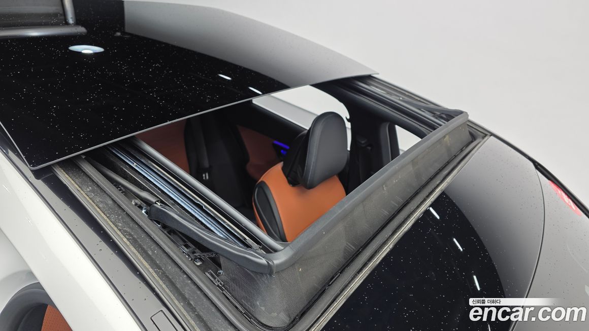 Mercedes-Benz C-Class 2025