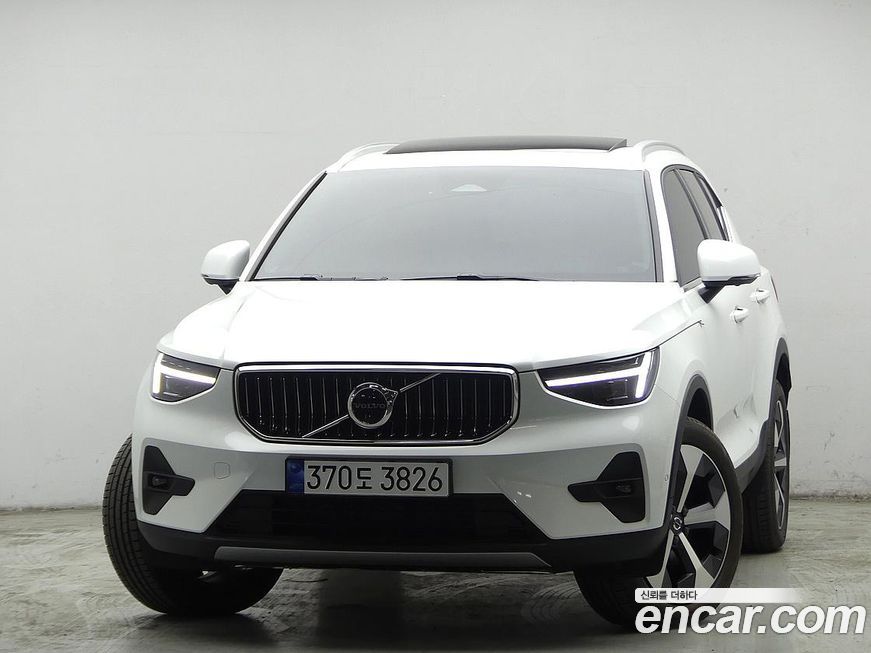 Volvo XC40 2024
