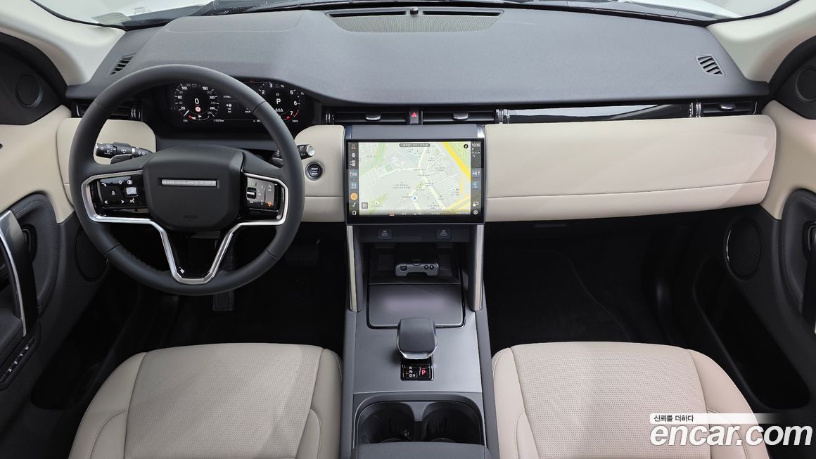 Land Rover Discovery Sport 2025