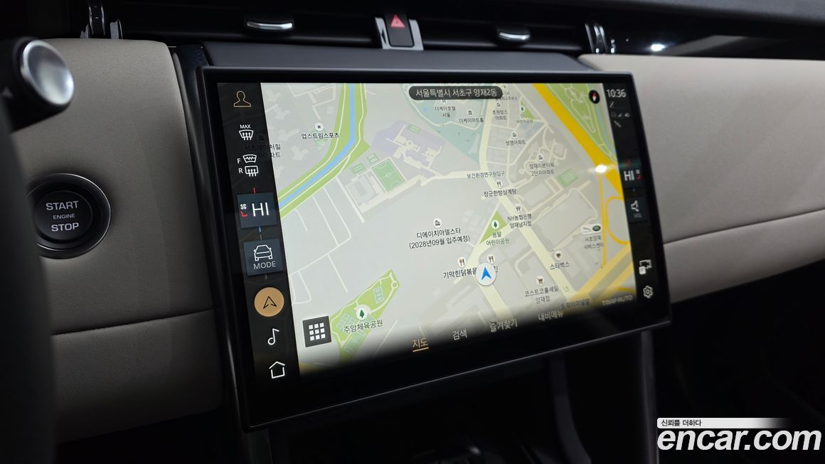 Land Rover Discovery Sport 2025