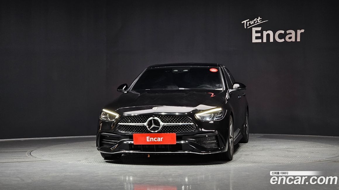 Mercedes-Benz C-Class 2024