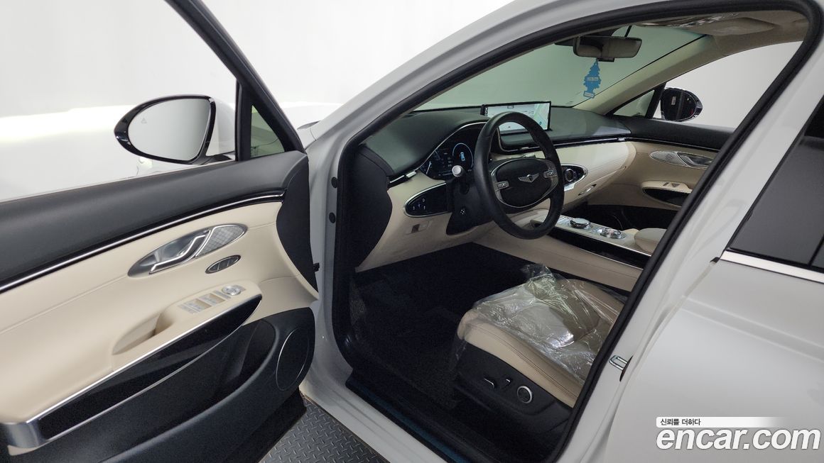 Genesis GV70 2023