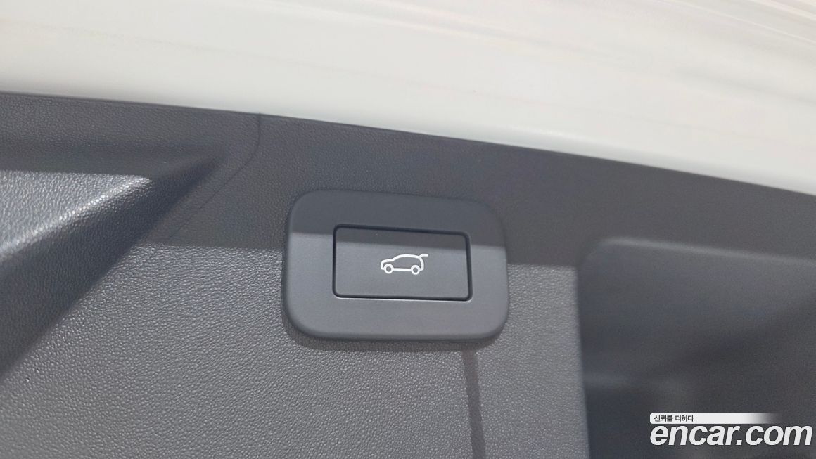 Land Rover Discovery Sport 2025