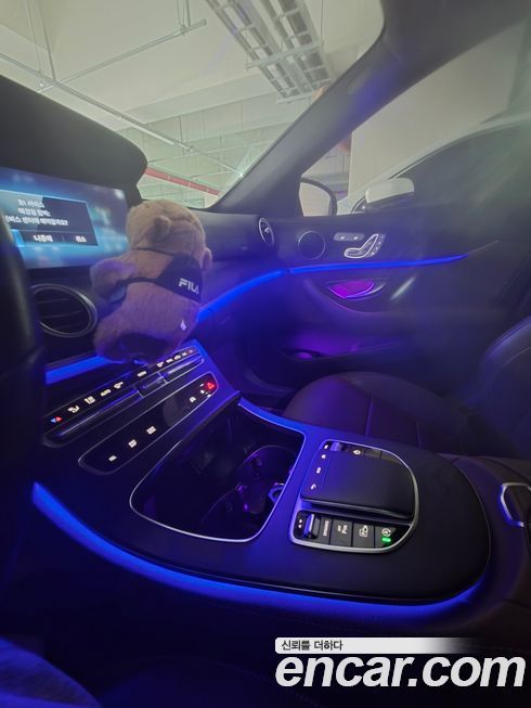 Mercedes-Benz E-Class 2023