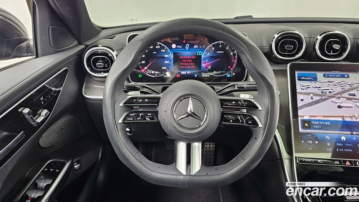 Mercedes-Benz C-Class 2024