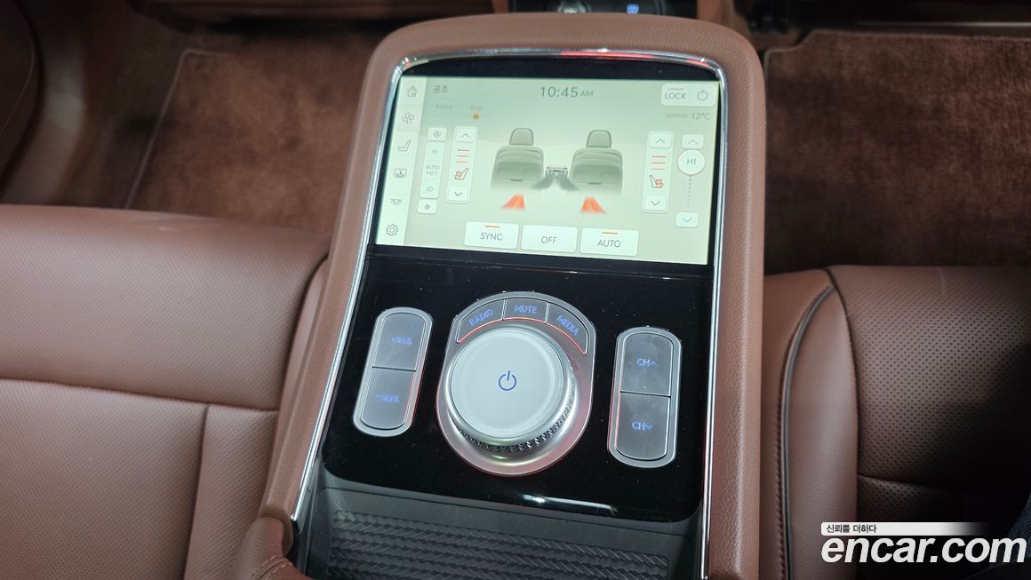 Genesis G90 2023