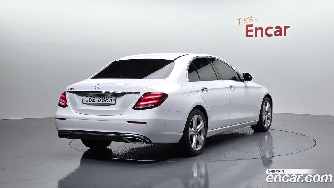 Mercedes-Benz E-Class 2018