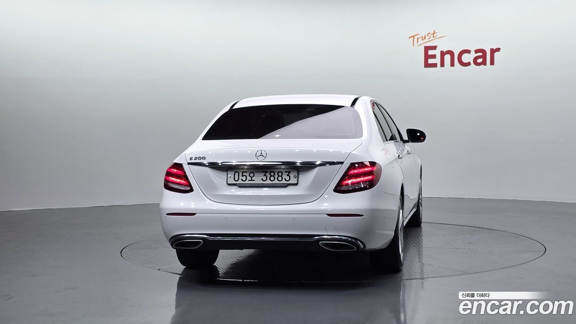 Mercedes-Benz E-Class 2018