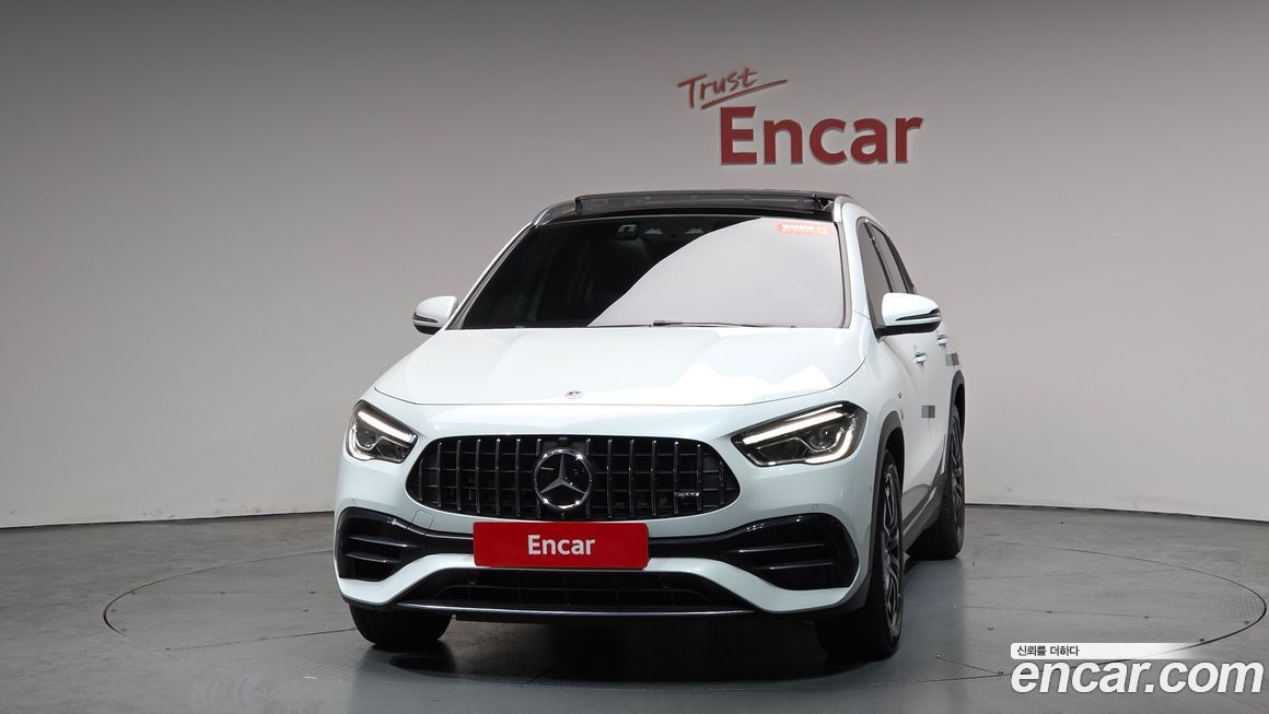 Mercedes-Benz GLA-Class 2023