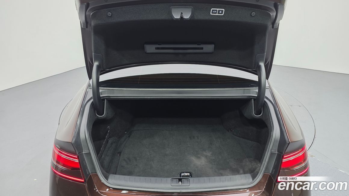 Genesis G90 2023