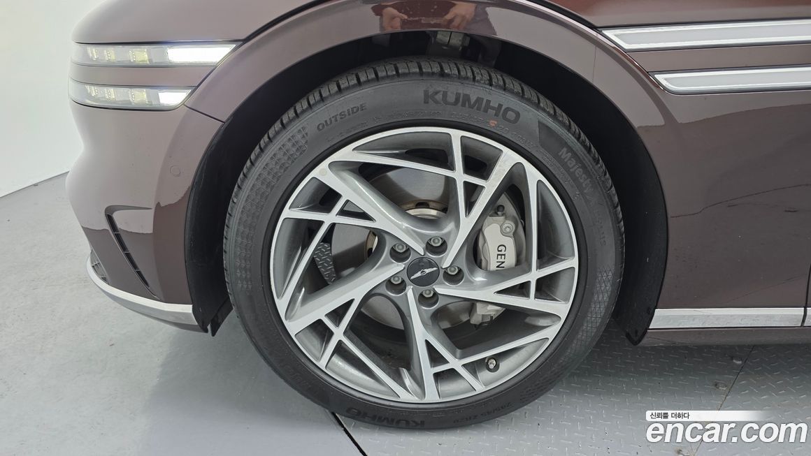 Genesis G90 2023