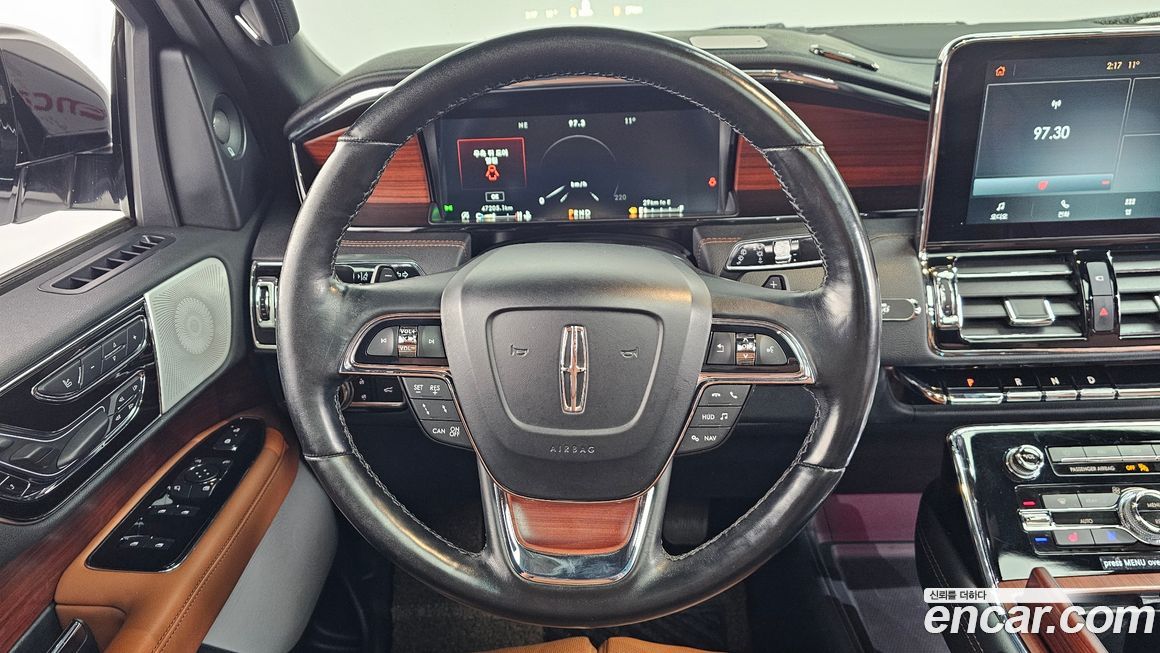 Lincoln Navigator 2021