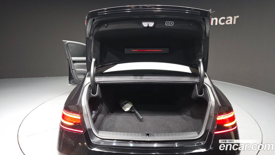 Genesis G90 2022