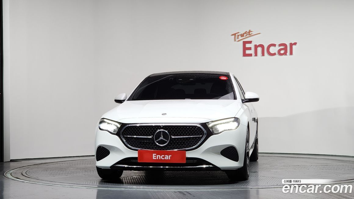 Mercedes-Benz E-Class 2025