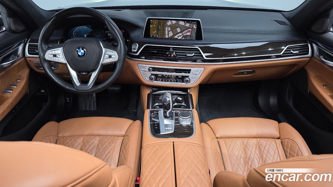 BMW 7-Series 2021