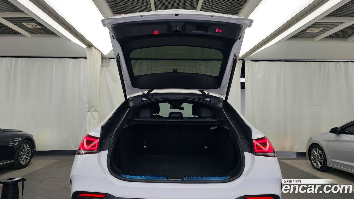 Mercedes-Benz GLE-Class 2021