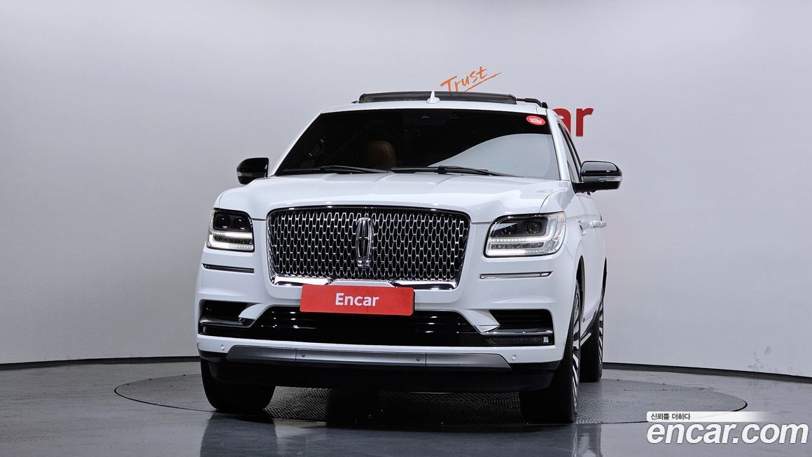 Lincoln Navigator 2021