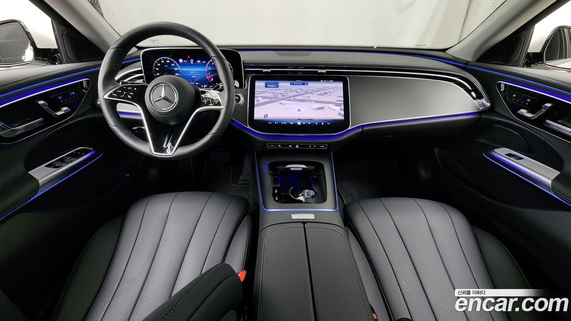 Mercedes-Benz E-Class 2025